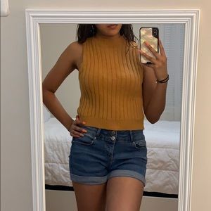 F21 Honey Mustard Crop Tank